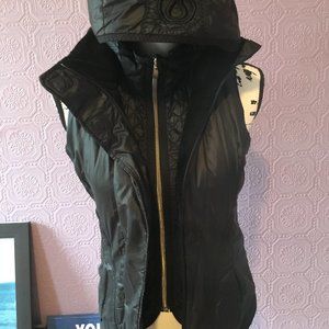 lululemon black glacier vest 4